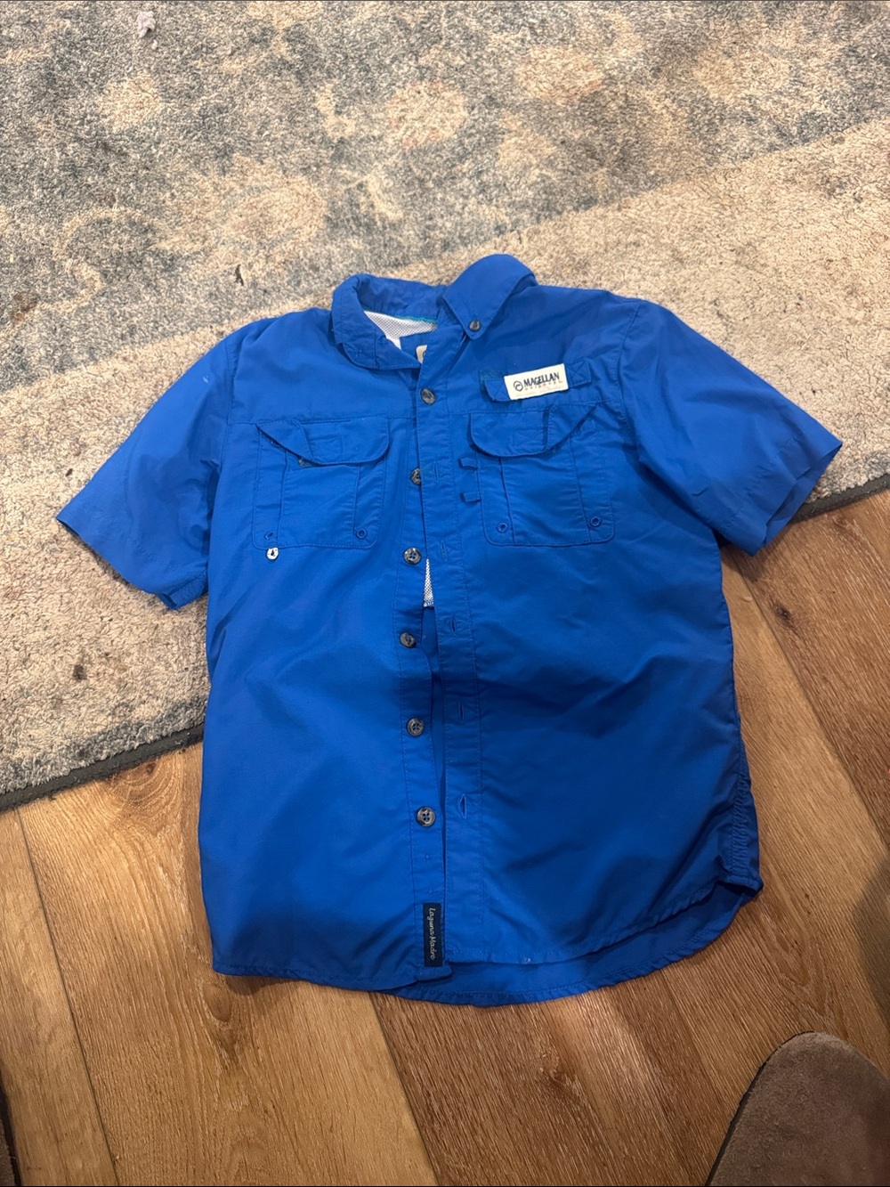 Magellan boys Short-Sleeve Performance Shirt in Royal Blue